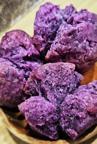 紫芋を使ってサーターアンダギー