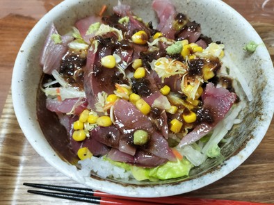 【手抜き】玉ねぎサラダの海鮮丼の写真