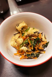 木綿豆腐と菜の花の炒め煮