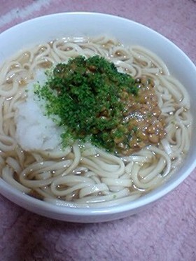 簡単☆あったか*納豆おろしうどん