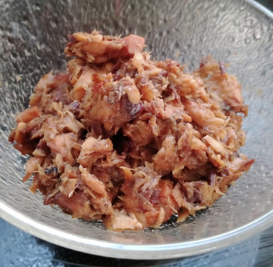 鯖フレーク  鯖の水煮缶 鯖の味噌煮の画像