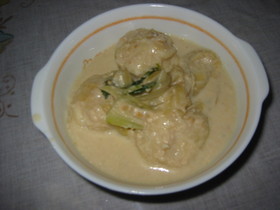 豆腐団子のミルク味噌煮