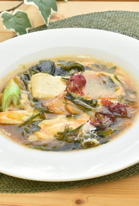 海藻サラダのキムチスープ