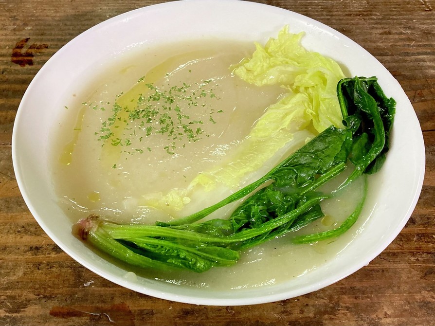 大カブのスープ～季節の野菜のせ～の画像