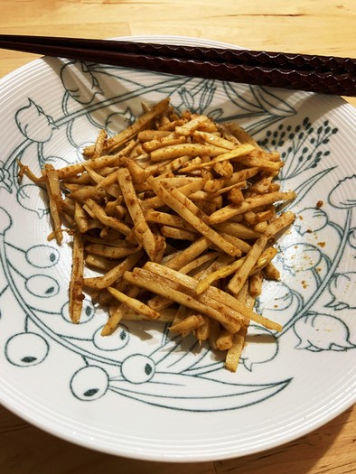 沙茶剣筍（台湾風タケノコの炒め物）の写真