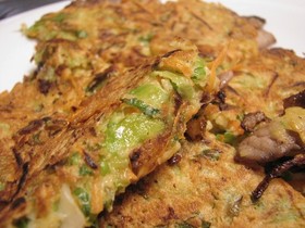 余った野菜をお好み焼きに
