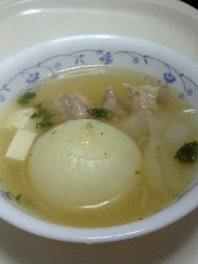 土鍋でエコ♪丸ごと新たまねぎスープ♪
