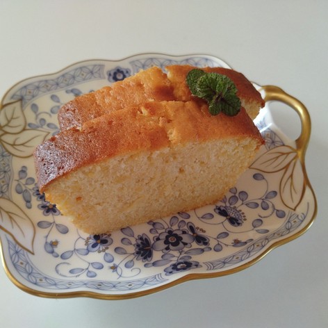 蜂蜜レモンシロップのパウンドケーキ