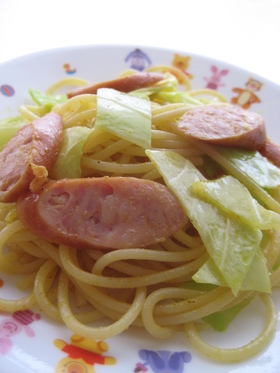 簡単☆ピリ辛 カレー味パスタ☆
