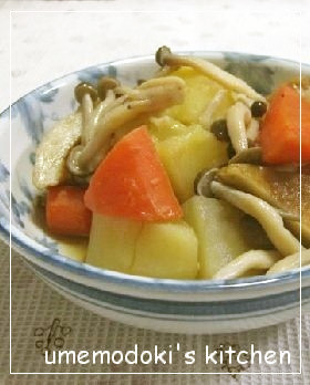 じゃがいもと人参、シメジのほっこり煮