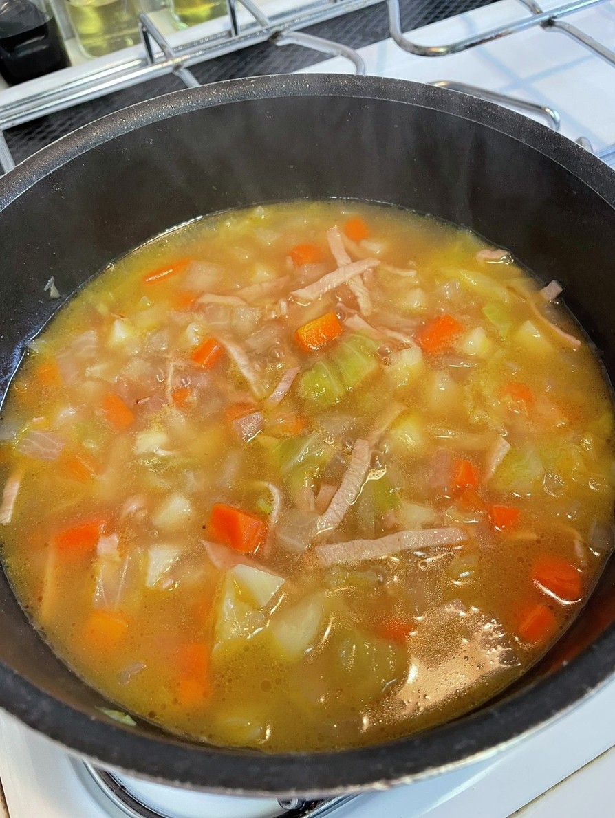 残り野菜の中華スープの画像