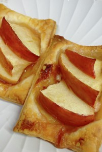 苺ジャムとクリームチーズのアップルパイ♡