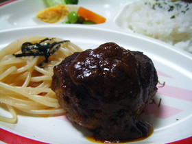 簡単煮込みハンバーグ