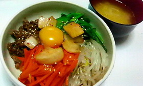 簡単★ナムルでビビンバ風ご飯
