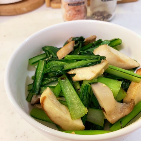 【副菜】小松菜とエリンギのガーリック炒め