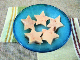 ジャムで簡単★いちごみるくグミ