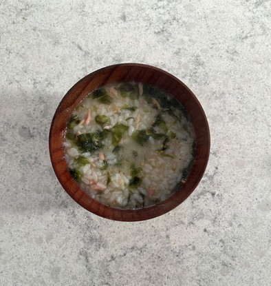 ツナと韓国海苔の中華粥の写真
