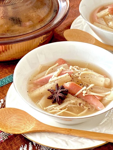 たっぷり大根の簡単中華スープの写真
