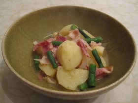 新じゃがで作る塩味なべーじゃが