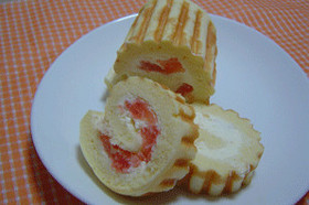 ホットケーキミックスでロールケーキ