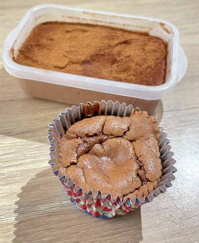 生)チョコムース　焼)チョコスフレケーキの写真