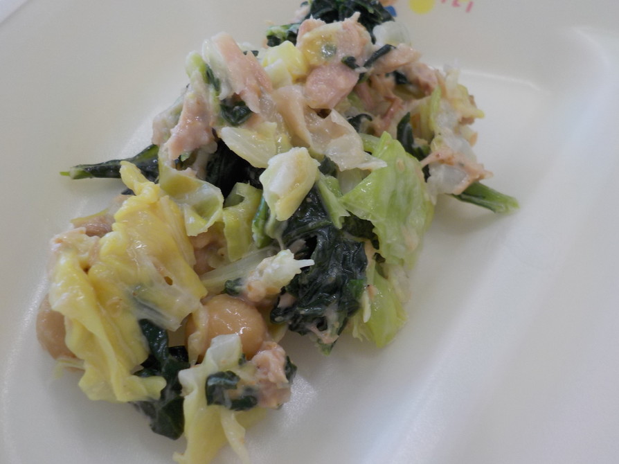 【給食】小松菜とツナのサラダひよこ豆入りの画像