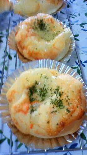 ポテサラチーズパン