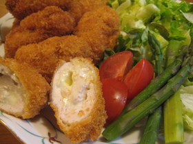 鶏のチーズロールフライ