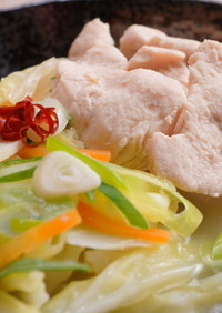 鶏むね肉とたっぷり野菜の塩麴煮
