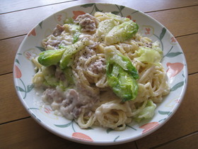 ★春キャベツと豚肉の簡単クリームパスタ