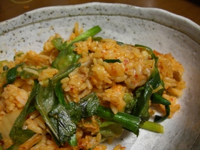 賞味期限切れ間近キムチでキムチチャーハン