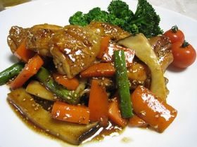 鶏肉と野菜のゴマ照り焼き