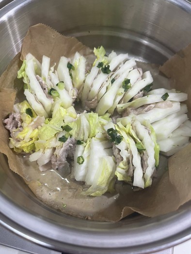 豚肉と白菜のミルフィーユ蒸しの写真