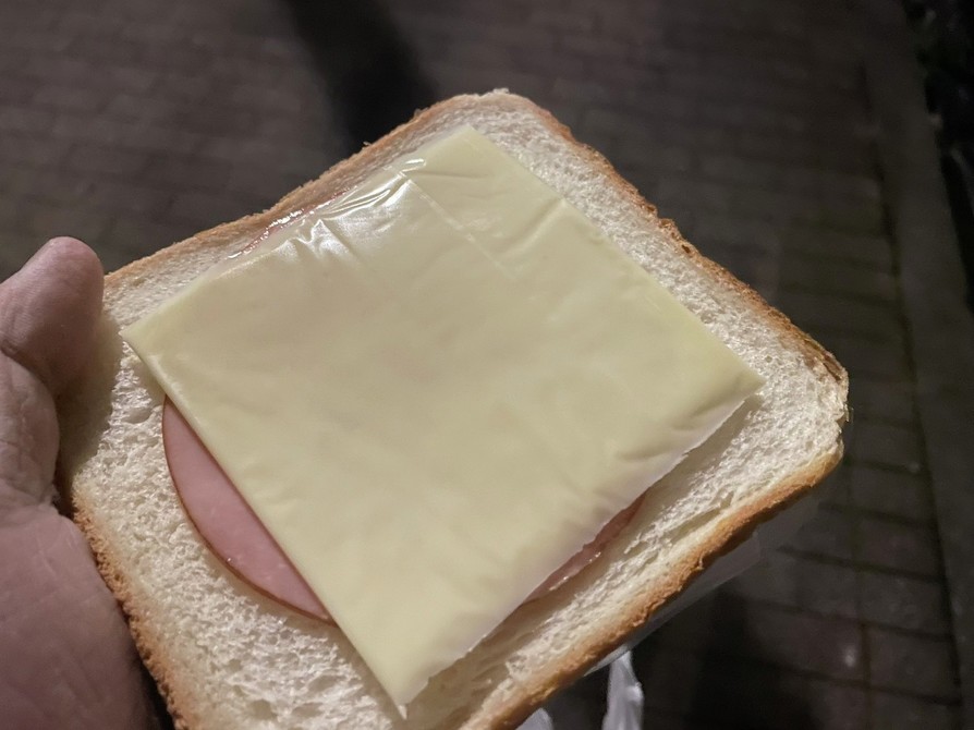 Xで超話題のハムチーズ食パン！！の画像