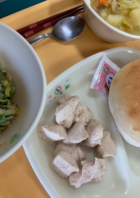 鶏むね肉のうめ～焼き　河内長野市学校給食