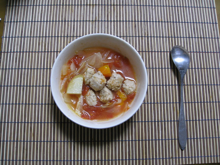 チーズ＆バジル　鶏団子スープの画像