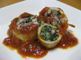 ヤリイカのほうれん草とイカゲソ詰め煮