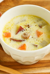栄養満点◎コロコロ根菜の豆乳スープ