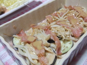 なす&えのき&ベーコンのレンジ蒸し.*゜