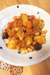 給食の「ポークビーンズ」♡豆のトマト煮