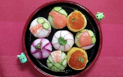 ひな祭り…今年は節約手まり寿司ですの写真