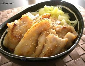 豚トロ味噌焼き丼