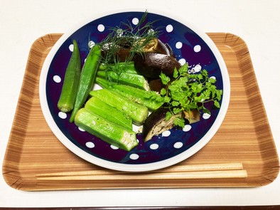 簡単なのにオシャレな蒸し野菜サラダの写真