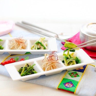 フライパンで簡単！山菜の炒めナムル3種の写真