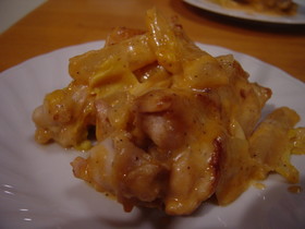 白菜と鶏手羽元のチーズトマト煮