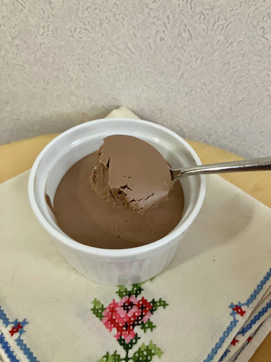 豆腐とチョコでチョコレートムースの写真