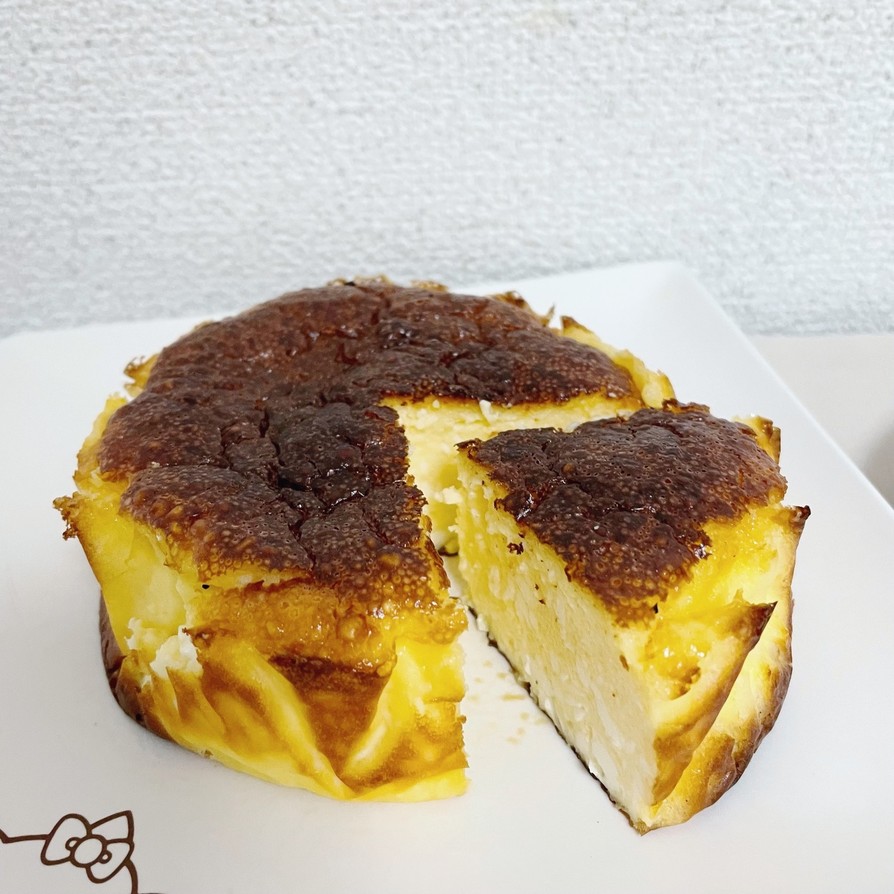 12cm型でお手軽バスクチーズケーキの画像
