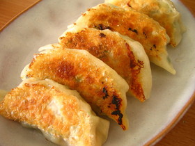 ★餃子の焼き方 (カリッとジュワッと!)
