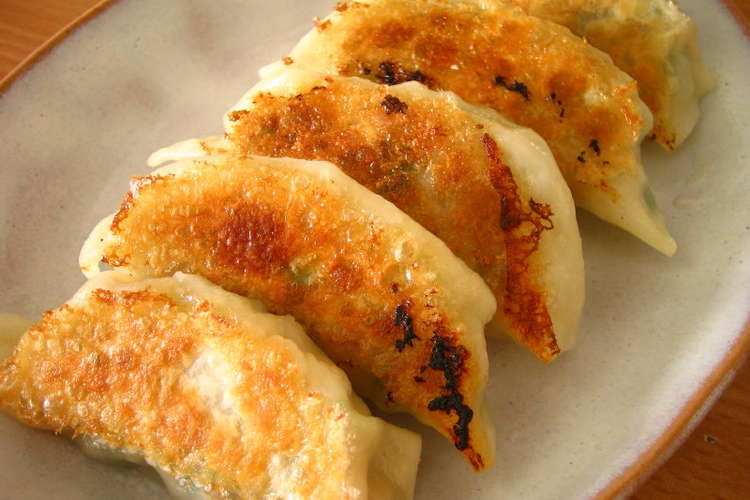 餃子の焼き方 カリッとジュワッと レシピ 作り方 By Germanmama クックパッド