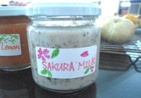 豆乳で☆桜ミルクジャム